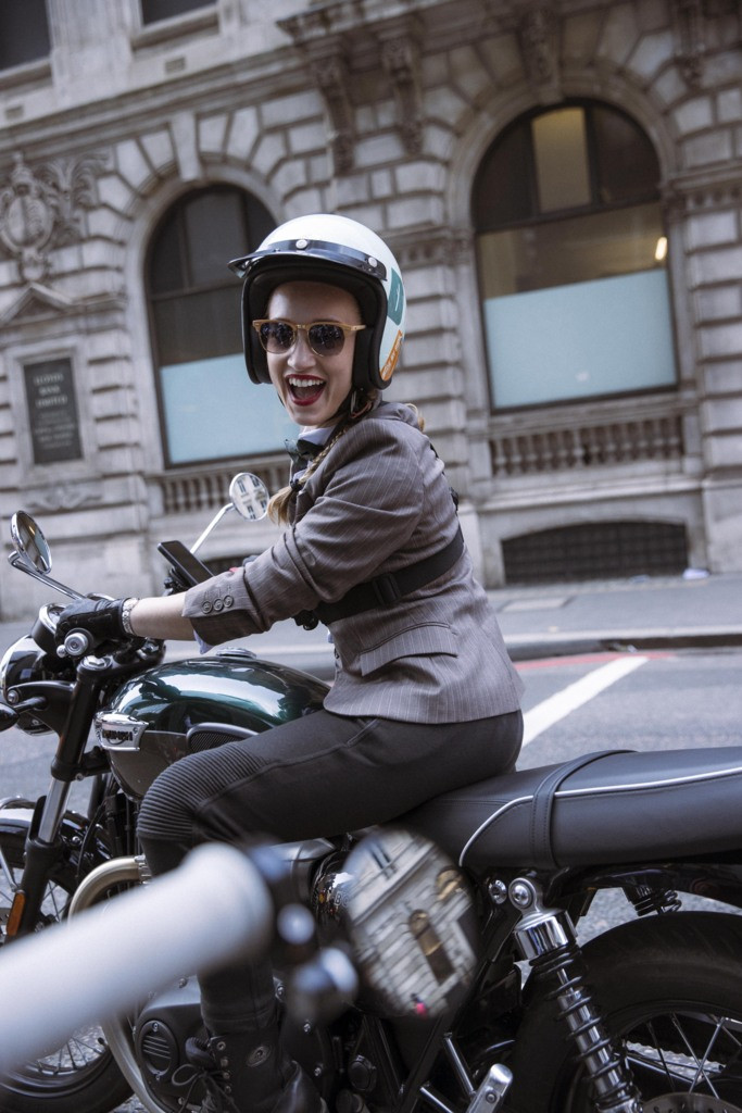 ไทรอัมพ์ มอเตอร์ไซเคิลส์ เปิดตัว “Speed Twin 1200 Café Racer DGR Edition”  รถจักรยานยนต์รุ่นพิเศษหนึ่งเดียวในโลก