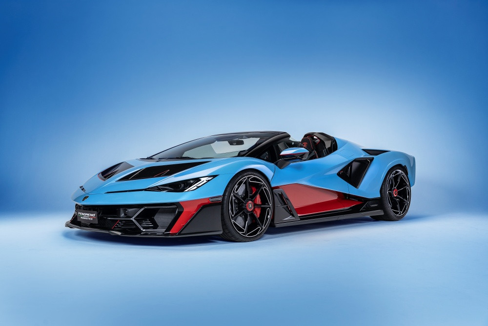 Fenomeno Roadster ซูเปอร์สปอร์ตคาร์เปิดประทุน ทรงพลังที่สุดในประวัติศาสตร์ลัมโบร์กินี ขุมพลัง V12 ไฮบริด 1,080 แรงม้า ผลิตเพียง 15 คันทั่วโลก