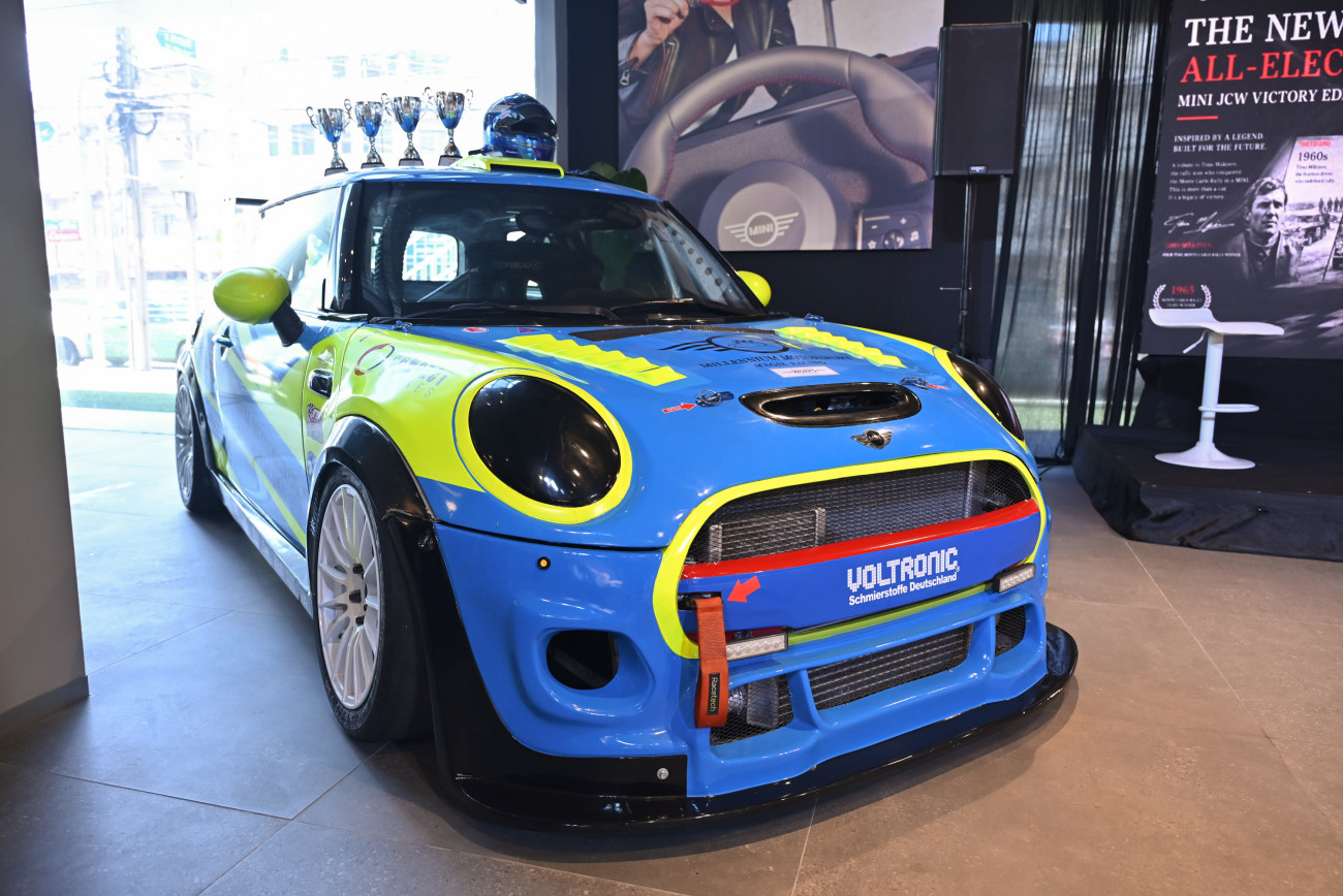 MINI MILLENNIUM AUTO อัพเดตทีมแข่ง MILLENNIUM MOTORSPORT x MAGIK PROSHOP พร้อมเปิดตัวมาสคอต ‘คูเปอร์’