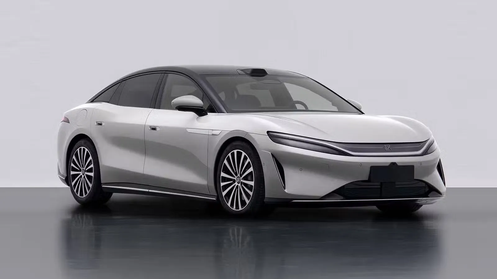 BYD Great Han ซีดานหรูไซส์ยักษ์เผยโฉมพร้อมพละกำลังสุดโหดที่แรงยิ่งกว่าซูเปอร์คาร์ McLaren 750S