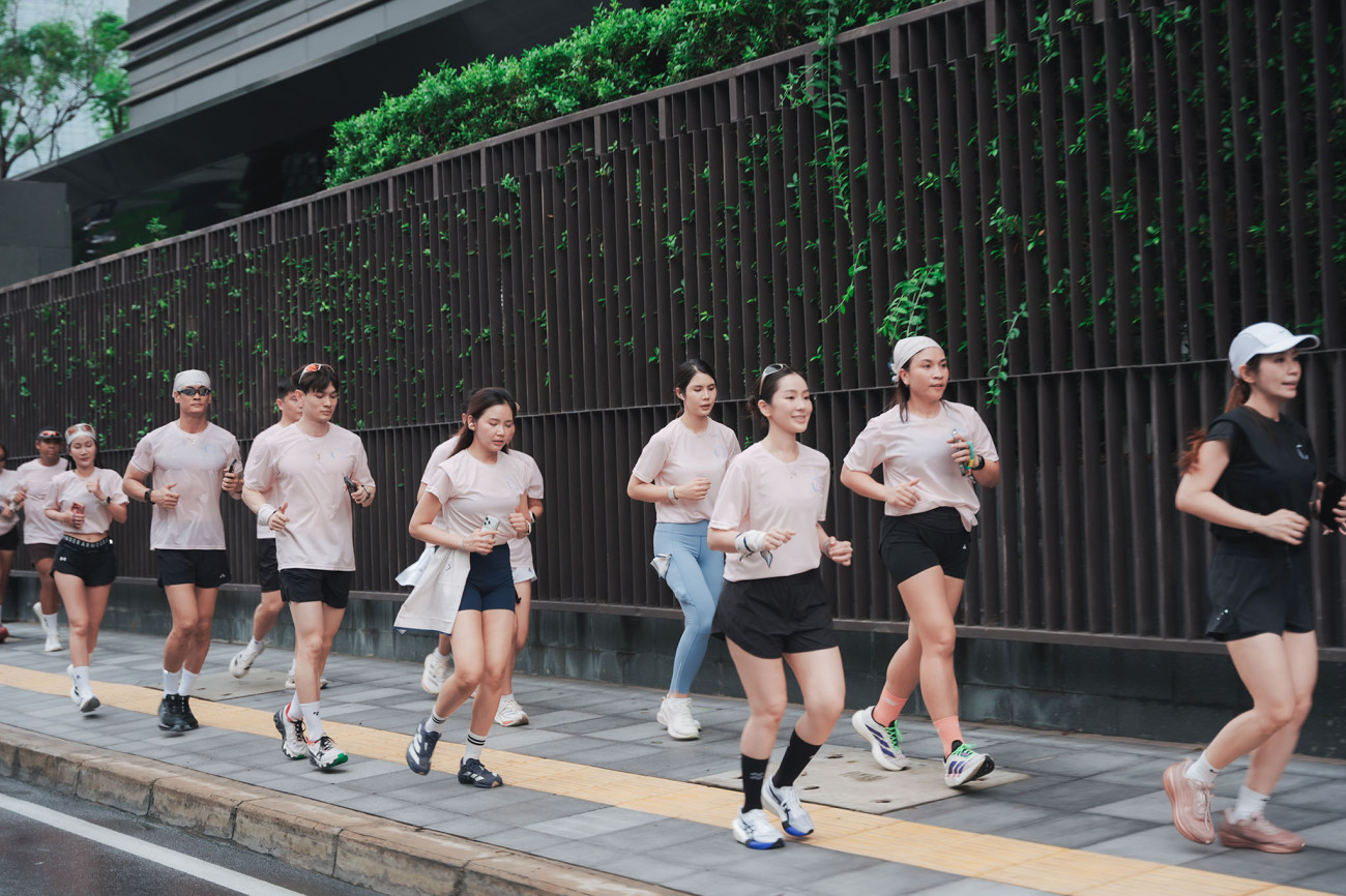 ธนบุรีพานิช เปิดตัว “LOM CLUB” ปั้น Luxury Lifestyle Community เชื่อมลูกค้าผ่าน Wellness กีฬา และประสบการณ์เหนือการเป็นเจ้าของรถ