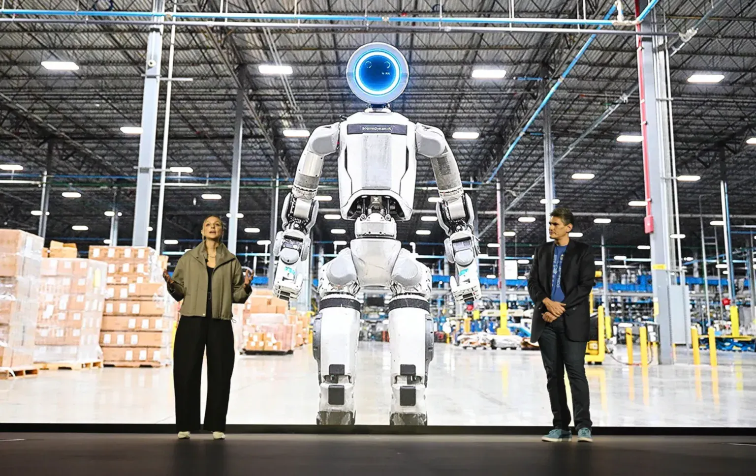 สหภาพแรงงาน UAW เปิดศึกค่ายรถยนต์ ชี้หุ่นยนต์ AI กำลังแย่งงาน พร้อมทวงสิทธิ์แบ่งผลกำไรให้พนักงาน