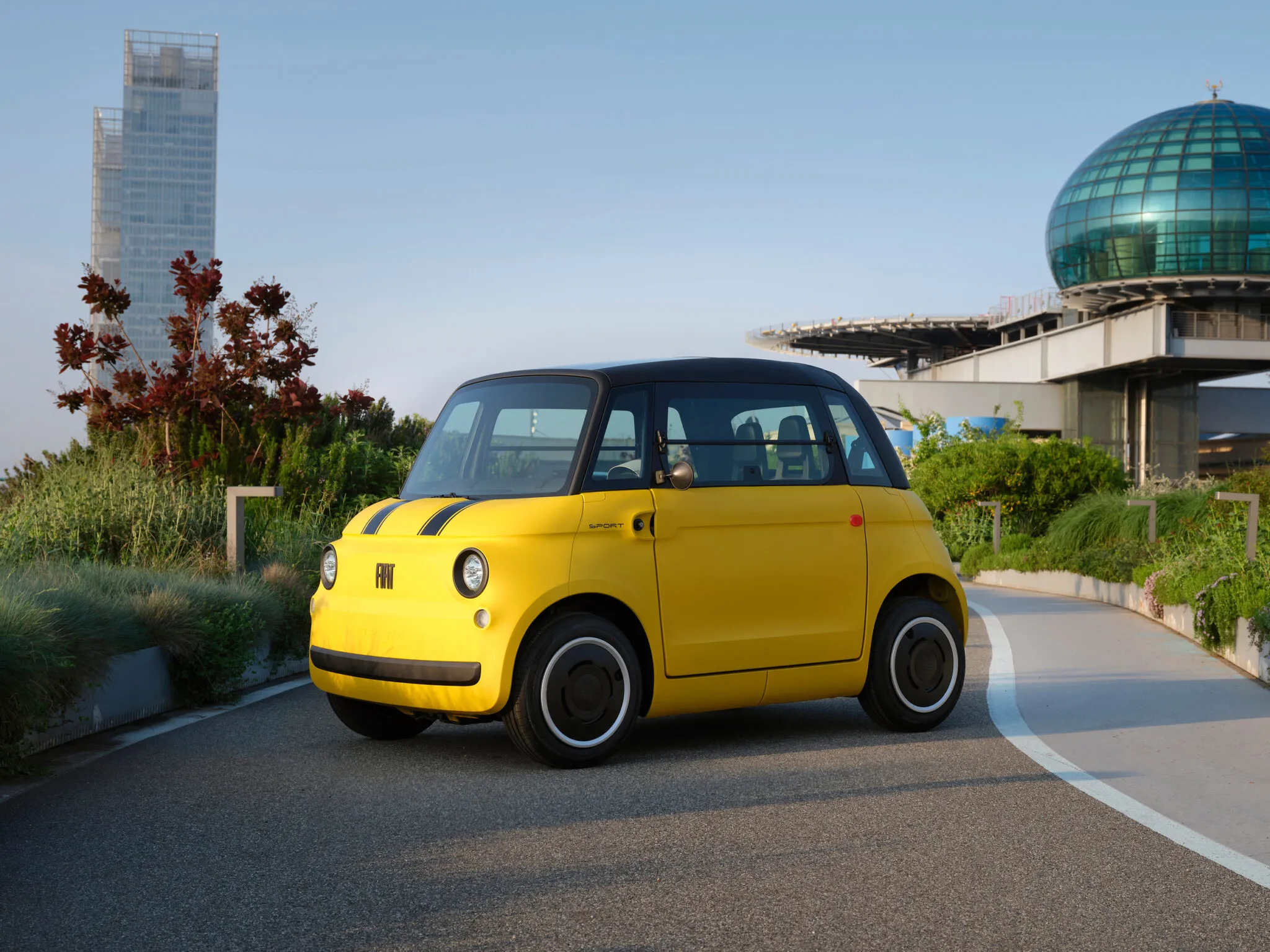 Fiat เผยโฉมรถต้นแบบ Multiplina ปลุกตำนานสุดแหวกแนว พร้อมส่งเวอร์ชันพิเศษ Topolino รุกตลาดไมโครโมบิลิตีอย่างเป็นทางการ