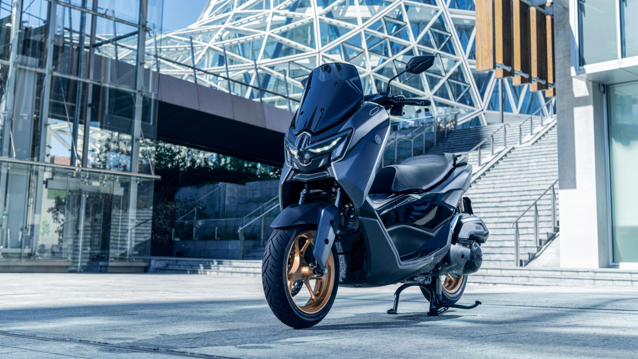 ฉลองครบรอบ 10 ปี YAMAHA NMAX ตอกย้ำความสำเร็จระดับโลก! ครองตำแหน่งสปอร์ตพรีเมียมสกู๊ตเตอร์ยอดนิยมอันดับ 1 ในยุโรป 