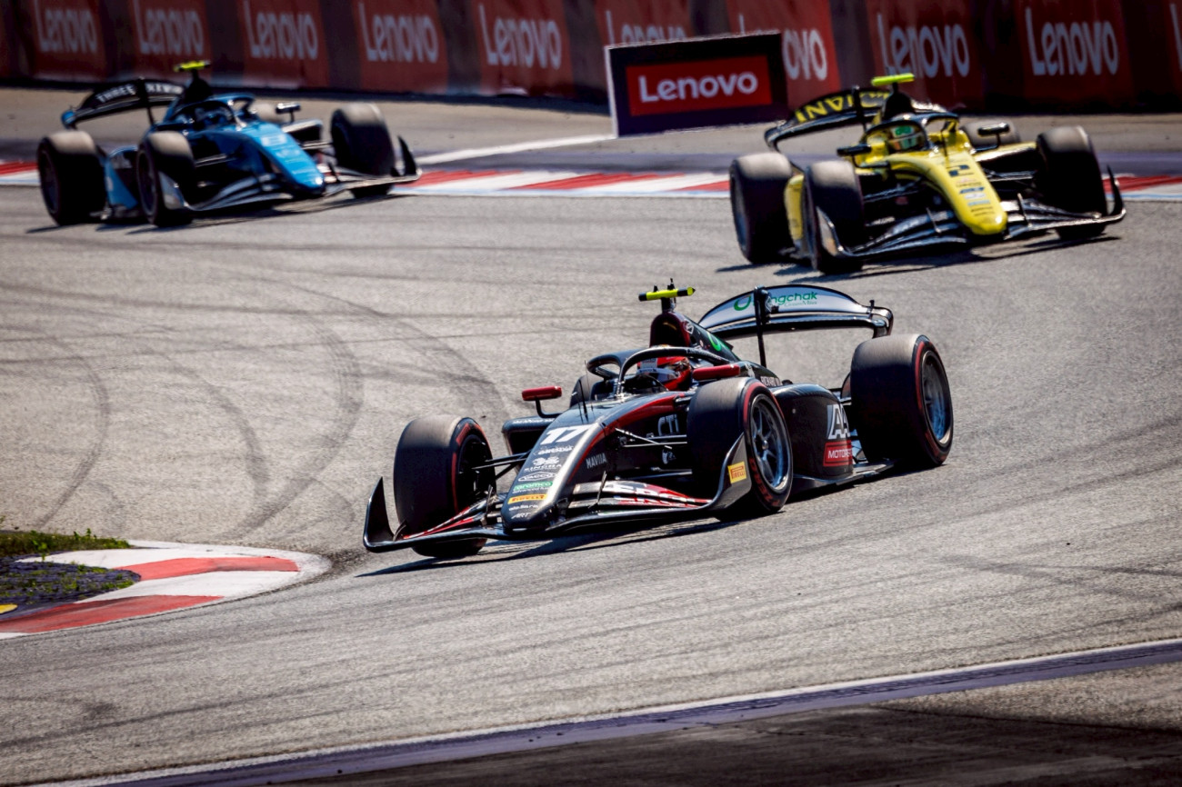 "เติ้น ทัศนพล" คว้า Top 5  ศึก FIA F2 เก็บคะแนนสำคัญ ณ เรดบูลล์ ริง สนามตำนานความเร็ว
