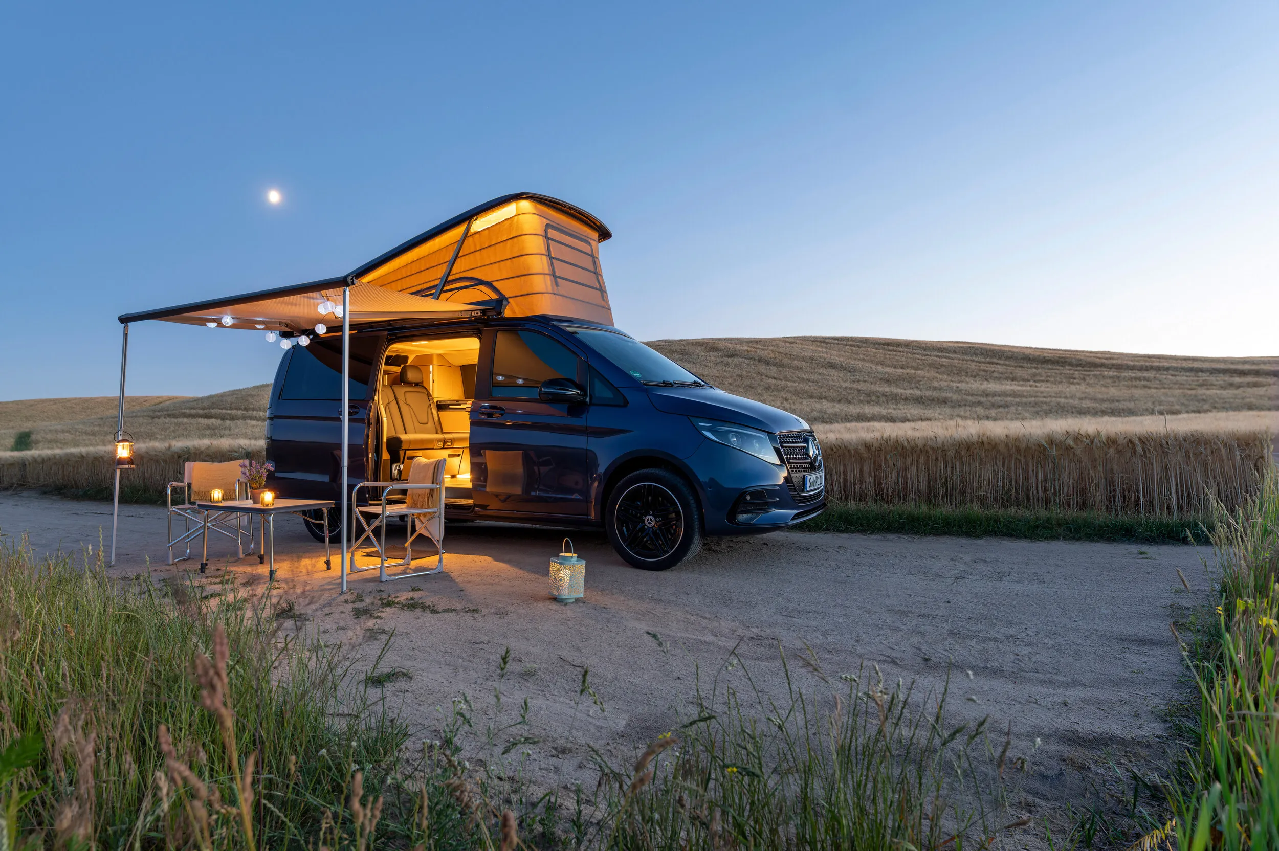Mercedes-Benz เผยโฉม Marco Polo รุ่นอัปเกรดใหม่ เพิ่มพื้นที่หลังคาป๊อปอัพ พร้อมฟีเจอร์ชมดาวสุดหรู