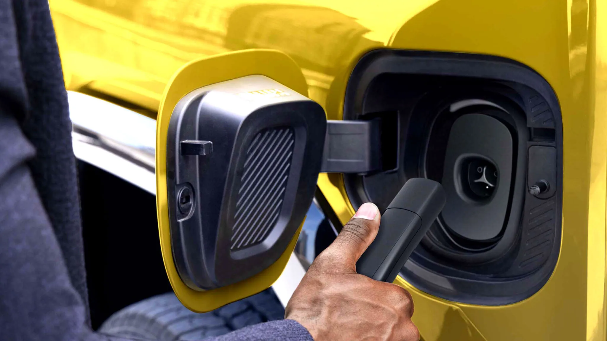 ผลวิจัยแบตเตอรี่ EV ย้ำชัด วิ่งทะลุ 1.5 แสนกิโลเมตร แบตเสื่อมไม่ถึง 5% รถเยอรมันแซงชนะ Tesla