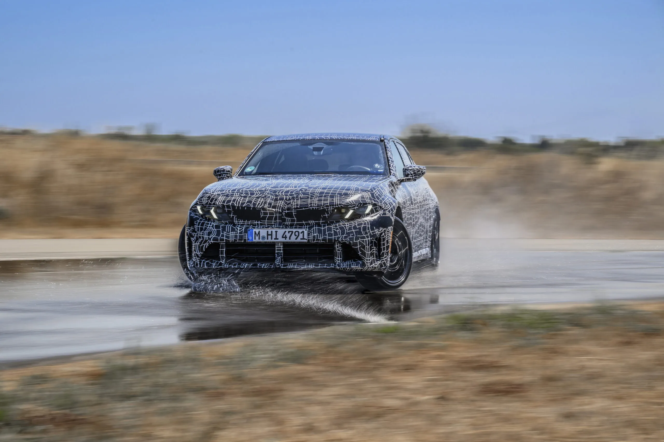 เผยสเปก BMW M350 xDrive พกความแรง 443 แรงม้า พร้อมโหมด Drift ตัดขับสี่เข้าขับหลังเอาใจสายดริฟต์