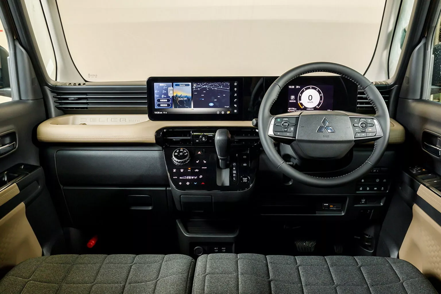 Mitsubishi Delica Mini