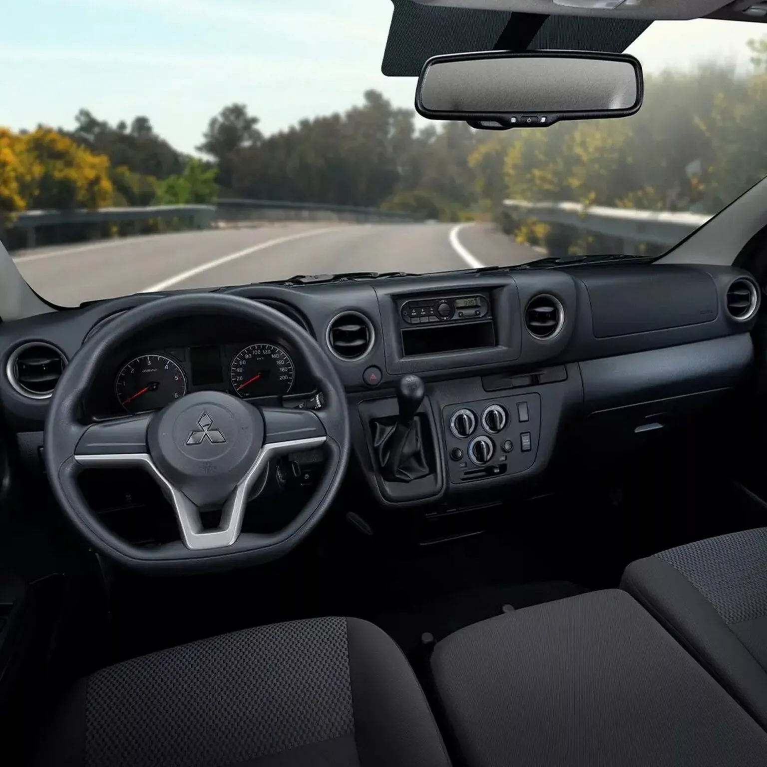 Mitsubishi Versa Van