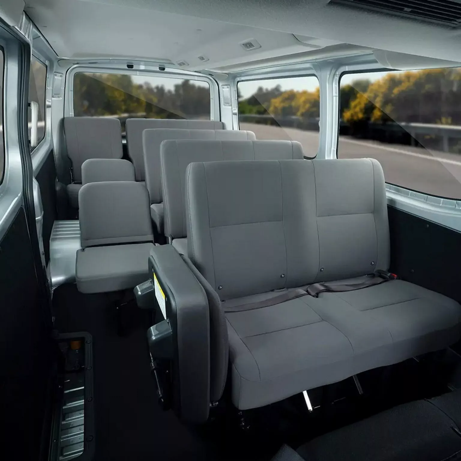 Mitsubishi Versa Van