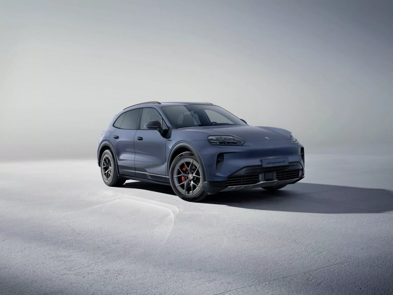 Porsche เปิดตัว Cayenne Electric S