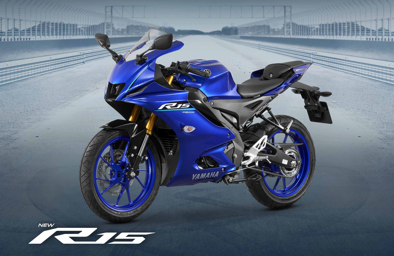  YAMAHA R15