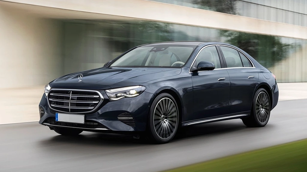 รถยนต์ Mercedes-Benz E 350 e Exclusive (W214) 