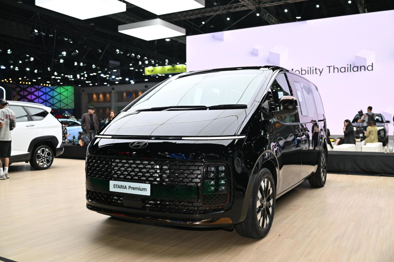Hyundai STARIA