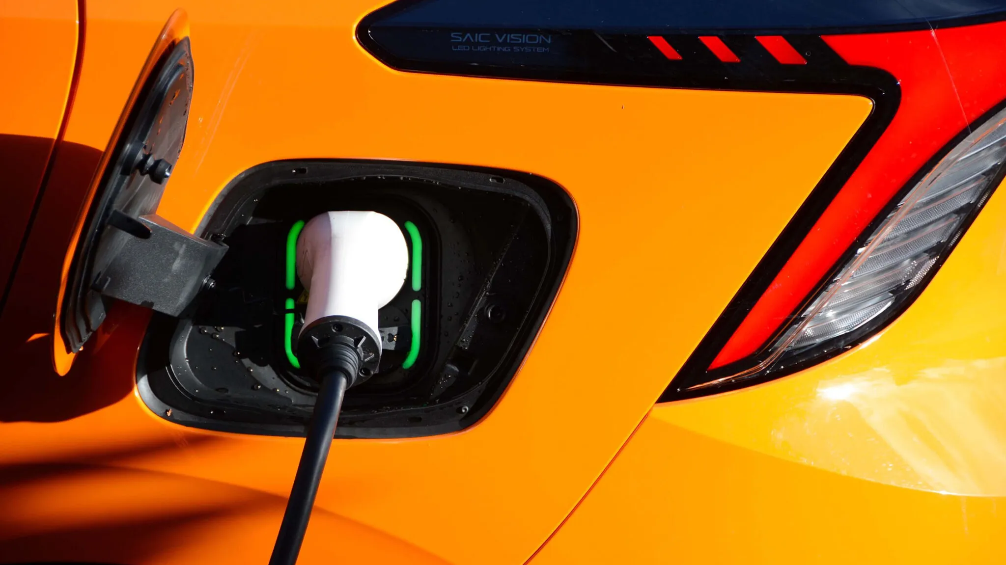 EV