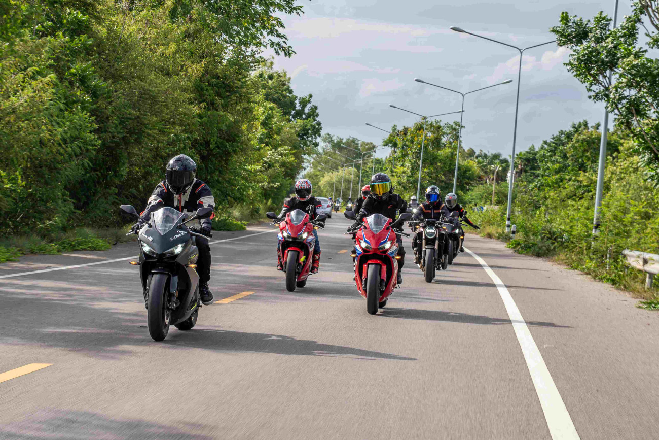 Honda E-Clutch The 4 Exclusive Xperience