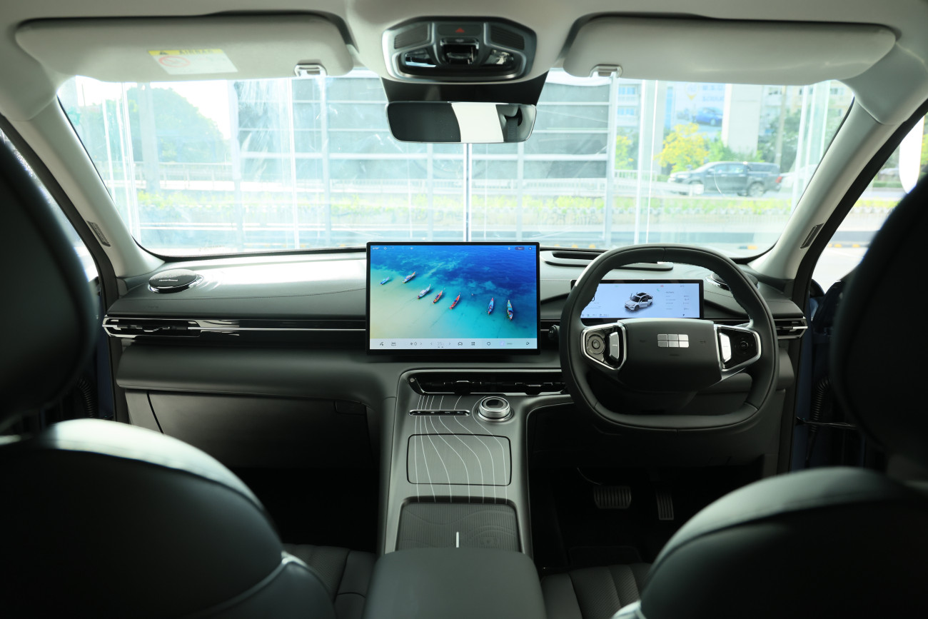 GEELY STARRAY EM-R