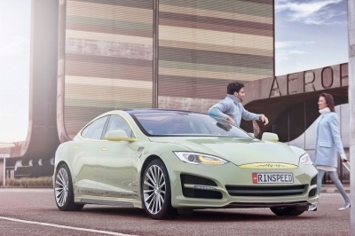 Rinspeed XchangE Autonomous Driving Concept โชว์ความล้ำรถขับเองในโลกอนาคต