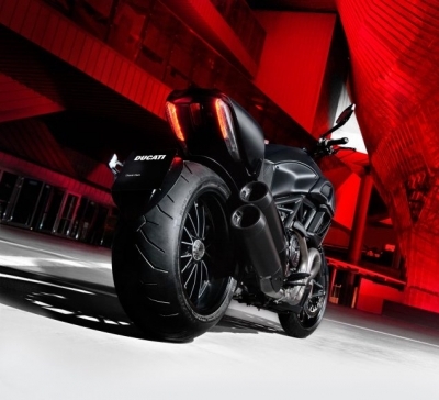 Ducati  Diavel จ่อเปิดตัวรุ่นใหม่  3  มีนาคมนี้ที่ต่างประเทศ