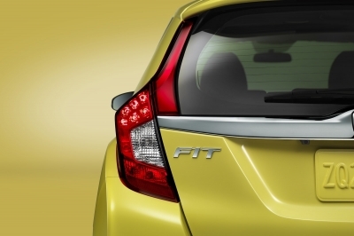 เผยราคา ว่าที่ Honda Fit 2015 ในอเมริกา เปิดราคา 465,000 บาท