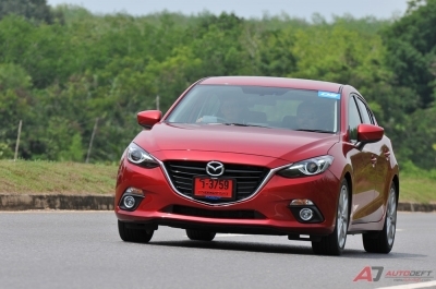 Hands on : Mazda 3  แตกต่างกว่าที่คาด มีสไตล์กว่าที่คิด