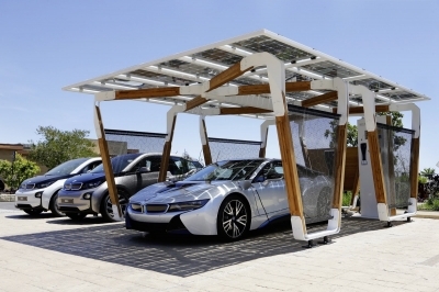 BMW  โชว์  โรงรถพลังงานแสงอาทิตย์สำหรับตระกูล  BMW i