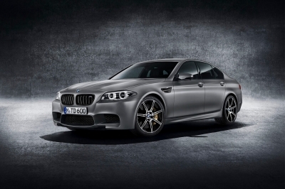 BMW M5 “30 Jahre M5”  Special Edition แรง 600 ม้า แค่   300 คันทั่วโลก