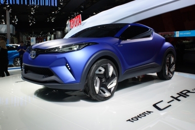 Toyota C HR Concept   ต้นแบบ ว่าที่อเนกประสงค์จากค่ายสามห่วง
