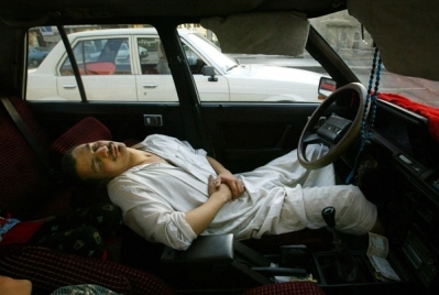 นอนติดเครื่องยนต์ในรถ....อาจตายได้ เรื่องจริงที่ควรระวังให้ดี