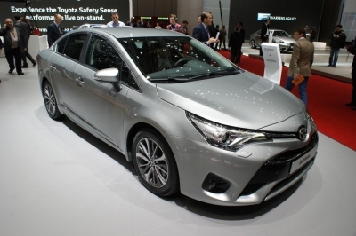 เผยตัวจริงเสียงจริง Toyota Avensis เวอร์ชั่นปรับโฉมของรถขนาดกลางชื่อดังจาก Toyota 