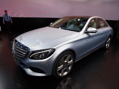 Mercedes-Benz C-Class ซาลูนสุดหรูจากเยอรมนีคว้ารางวัล World Car Of The Year 2015 ไปครอง