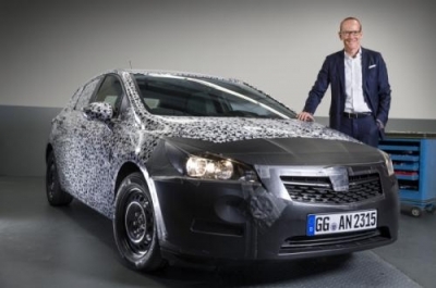 Opel Astra คอมแพ็กคาร์รุ่นใหม่หมดเตรียมเผยตัวจริงที่แฟรงค์เฟริ์ตปลายปีนี้ 
