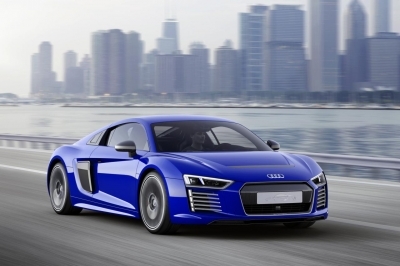 Audi  R8 e Tron แรงเร้าใจพร้อมระบบ Pilot Driving Concept