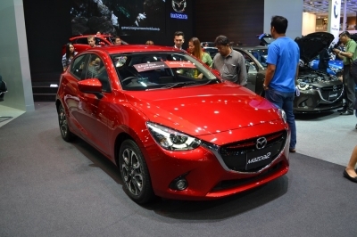 Mazda 2 Skyactiv MY 2016 Eco Car มาดใหม่ เพิ่มออฟชั่นแต่ค่าตัวลดลงเริ่มที่ 529,000 บาท