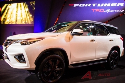 New Toyota Fortuner TRD Sportivo มาดใหม่อเนกประสงค์สุดสปอร์ตเริ่มที่ 1.679 ล้านบาท
