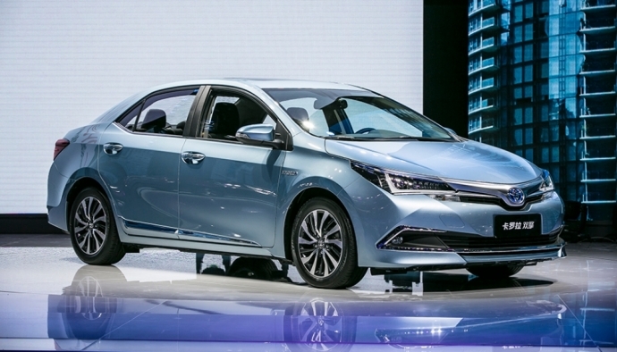 Toyota เผยไต๋ ส่ง Corolla และ Levin Plug-In Hybrid ลุยตลาดมังกรในปี 2018