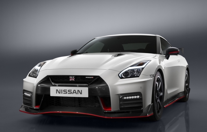 2017 Nissan GT-R Nismo อัพเดทตัวตนเพิ่มความทันสมัย