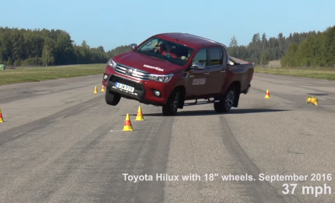 Toyota  สวีเดน โต้สื่อทดสอบ   Moose Test   ยืนยันรถไร้ปัญหาผ่านมาตรฐานสากล