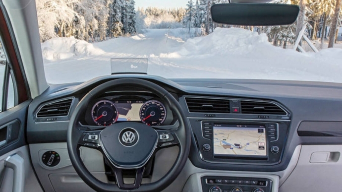 Volkswagen ค้นพบวิธีละลายฝ้าด้วยการเคลือบเงินบนกระจก