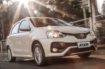 Toyota Etios Facelift หล่อใหม่ รถเล็กขวัญใจแซมบ้า