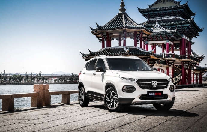 GM   สุดยอดทำรถอเนกประสงค์ ราคาไม่ถึง 300,000 บาท ที่จีน