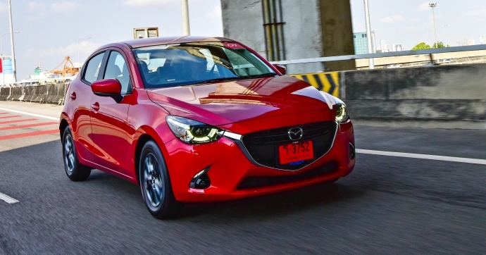 Hands On : New Mazda 2 (2017) เพิ่มเติมตัวช่วยการขับขี่สุดล้ำ ในราคาสุดคุ้ม