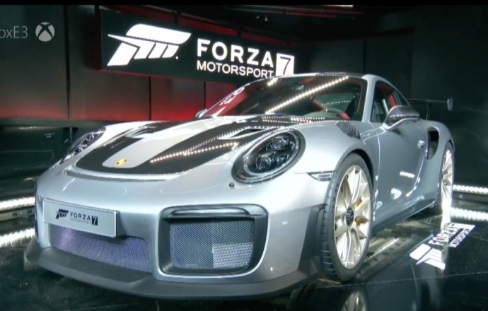 เผยโฉมตัวแรง Porsche 911 GT2 RS ที่งาน E3 Expo