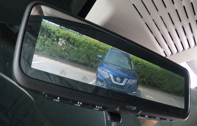 Nissan เตรียมติดตั้งกระจกมองหลังอัจฉริยะ I-RVM ในปี 2018