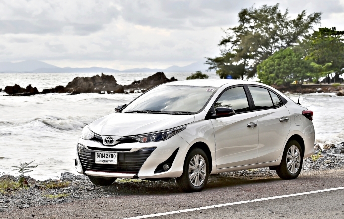 Hands On: สัมผัสสมาร์ทซีดาน Toyota Yaris ATIV รูปลักษณ์ใหม่ ขับขี่มั่นใจ พร้อมอัดแน่นความปลอดภัย