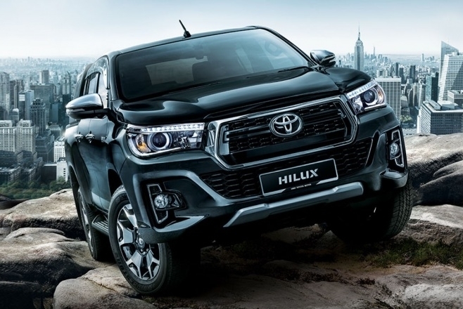 Toyota Hilux L-Edition กระบะหรูขั้นเทพในมาดลุย ที่ มาเลเซีย