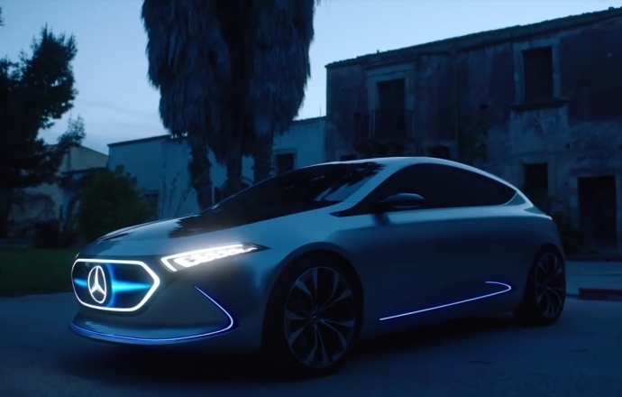 ชมคลิปวีดีโอเปิดตัวจริง Mercedes-Benz EQA รถยนต์ไฟฟ้าต้นแบบจากเมืองเบียร์