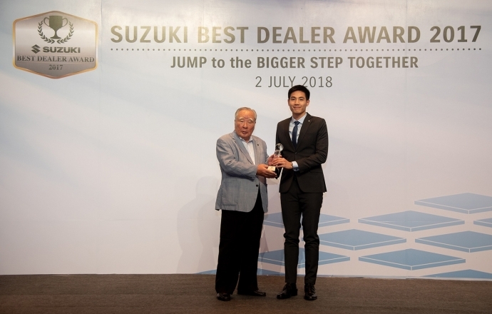 ซูซูกิ จัดงาน SUZUKI Best Dealer Award 2017 ตอกย้ำการเติบโตครึ่งปี 61 กว่า 129% กวาดยอด 13,832 คัน สวิฟท์ ใหม่ แรงต่อเนื่อง ขายทะลุ 6,220 คัน
