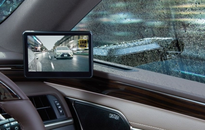 Lexus เผยกล้องสำหรับมองด้านข้างใหม่ แทนกระจกมองข้าง ใน Lexus ES แดนปลาดิบ